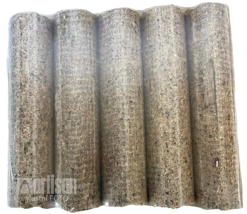 Dřevěné brikety JACER, balík 9,5 kg/5 ks