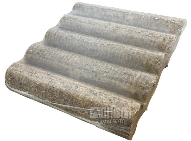 Dřevěné brikety JACER, bal. 9,5 kg/5 ks